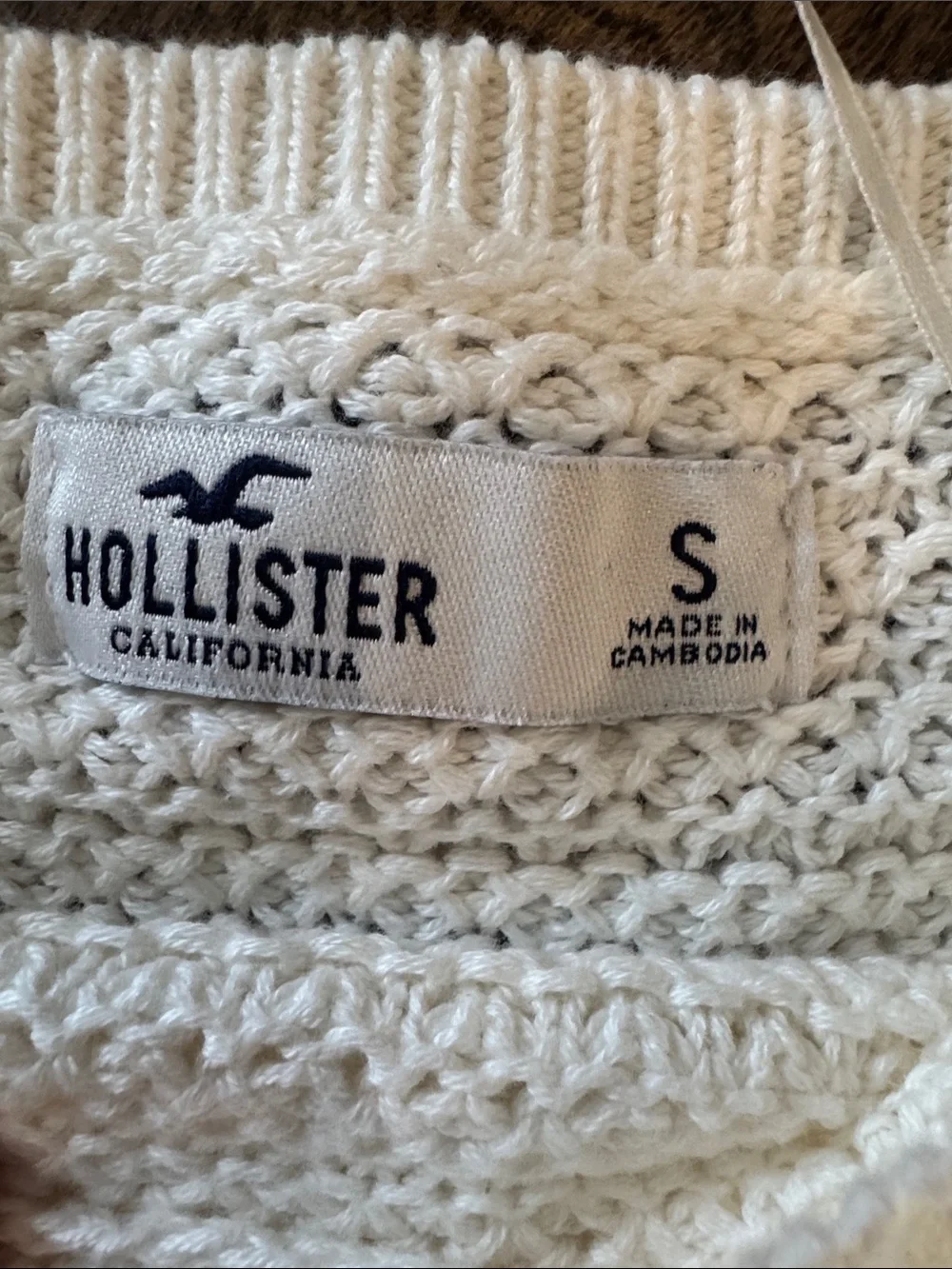 Hollister white Crochet Tie-Back Long Sleeve Crop Sweater